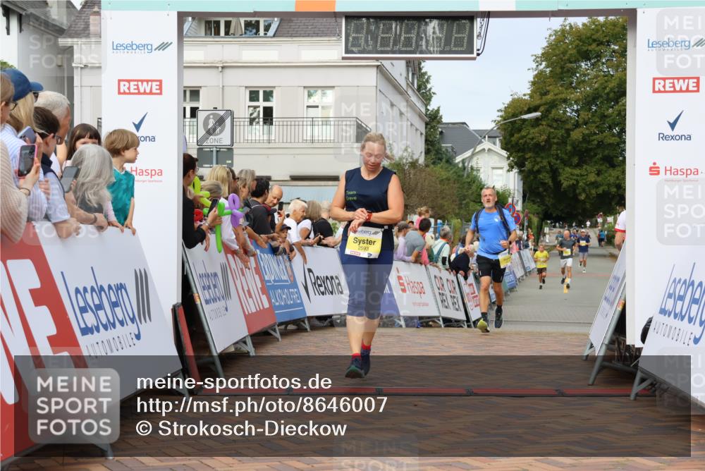31.08.2025 - 21. Blankeneser Heldenlauf Strokosch-Dieckow http://msf.ph/oto/8646007 31.08.2025 10:22:08 Ziel 2676, 2593 meine-sportfotos.de