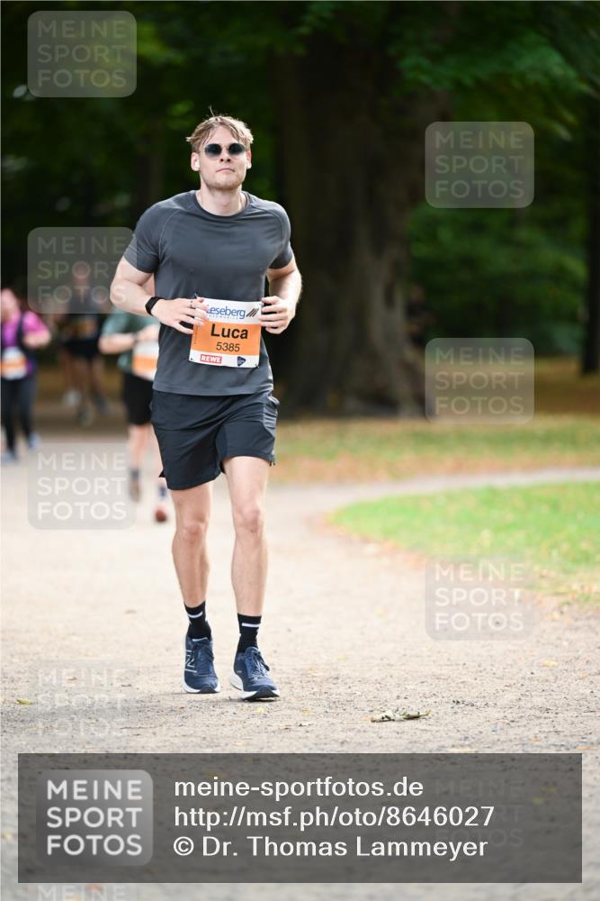 31.08.2025 - 21. Blankeneser Heldenlauf Dr. Thomas Lammeyer http://msf.ph/oto/8646027 31.08.2025 11:17:20 Laufen 5385 meine-sportfotos.de