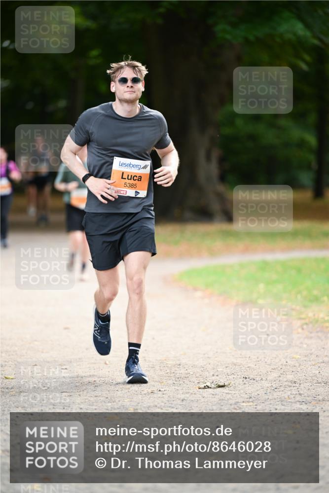 31.08.2025 - 21. Blankeneser Heldenlauf Dr. Thomas Lammeyer http://msf.ph/oto/8646028 31.08.2025 11:17:20 Laufen 5385 meine-sportfotos.de