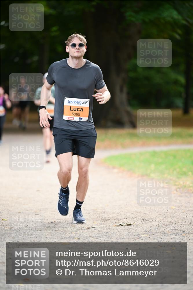 31.08.2025 - 21. Blankeneser Heldenlauf Dr. Thomas Lammeyer http://msf.ph/oto/8646029 31.08.2025 11:17:20 Laufen 5385 meine-sportfotos.de