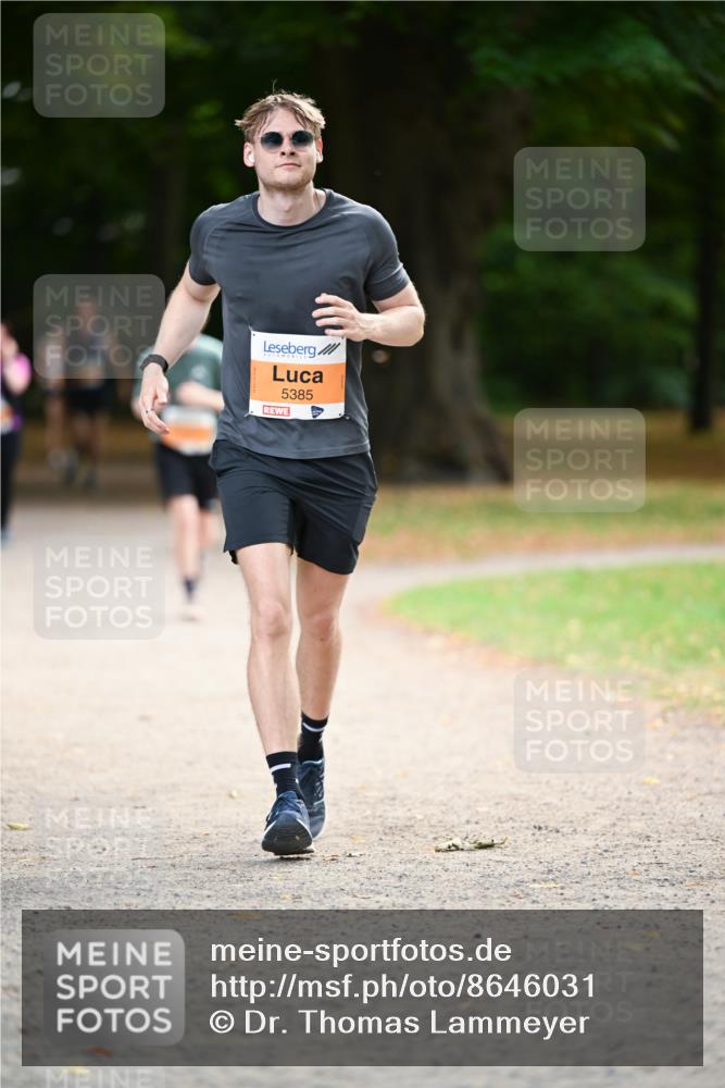 31.08.2025 - 21. Blankeneser Heldenlauf Dr. Thomas Lammeyer http://msf.ph/oto/8646031 31.08.2025 11:17:20 Laufen 5385 meine-sportfotos.de