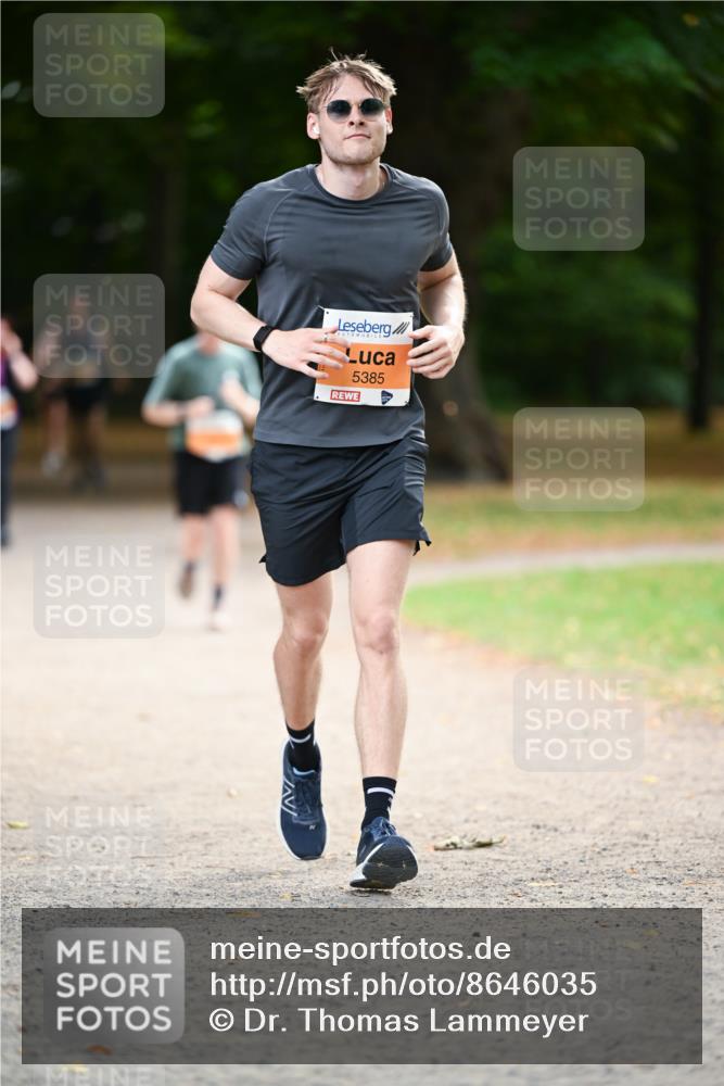 31.08.2025 - 21. Blankeneser Heldenlauf Dr. Thomas Lammeyer http://msf.ph/oto/8646035 31.08.2025 11:17:20 Laufen 5385 meine-sportfotos.de