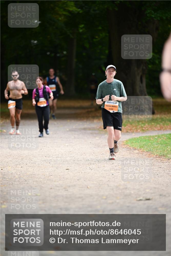 31.08.2025 - 21. Blankeneser Heldenlauf Dr. Thomas Lammeyer http://msf.ph/oto/8646045 31.08.2025 11:17:22 Laufen 5488 meine-sportfotos.de