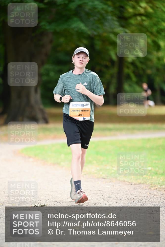 31.08.2025 - 21. Blankeneser Heldenlauf Dr. Thomas Lammeyer http://msf.ph/oto/8646056 31.08.2025 11:17:26 Laufen 5488 meine-sportfotos.de