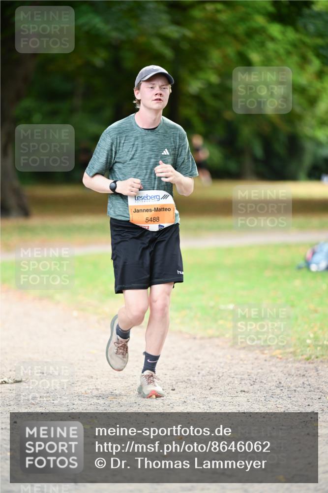 31.08.2025 - 21. Blankeneser Heldenlauf Dr. Thomas Lammeyer http://msf.ph/oto/8646062 31.08.2025 11:17:26 Laufen 5488 meine-sportfotos.de