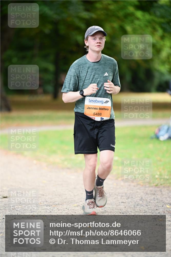 31.08.2025 - 21. Blankeneser Heldenlauf Dr. Thomas Lammeyer http://msf.ph/oto/8646066 31.08.2025 11:17:26 Laufen 5488 meine-sportfotos.de