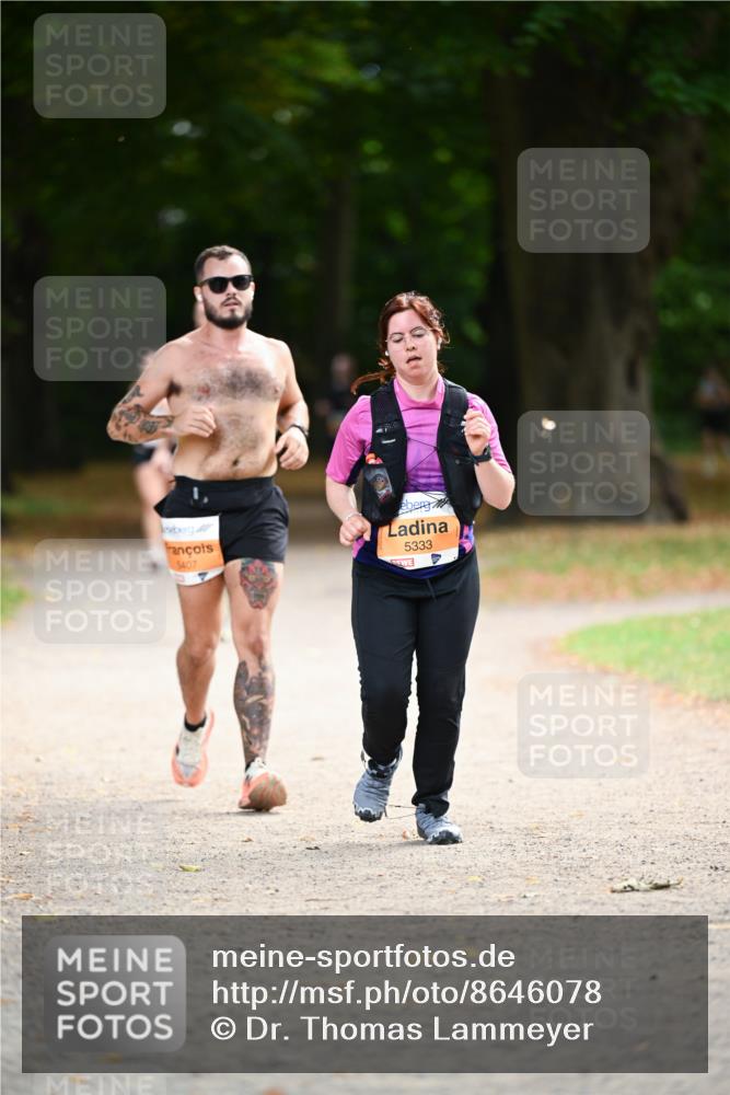 31.08.2025 - 21. Blankeneser Heldenlauf Dr. Thomas Lammeyer http://msf.ph/oto/8646078 31.08.2025 11:17:29 Laufen 5407, 5333 meine-sportfotos.de