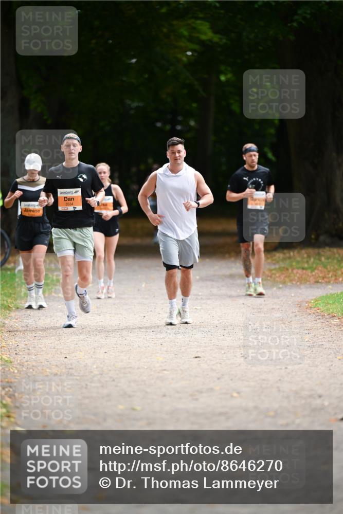 31.08.2025 - 21. Blankeneser Heldenlauf Dr. Thomas Lammeyer http://msf.ph/oto/8646270 31.08.2025 11:18:07 Laufen 5534 meine-sportfotos.de