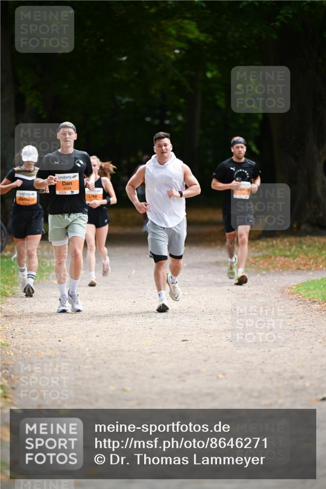 31.08.2025 - 21. Blankeneser Heldenlauf Dr. Thomas Lammeyer http://msf.ph/oto/8646271 31.08.2025 11:18:07 Laufen 4, 5534 meine-sportfotos.de