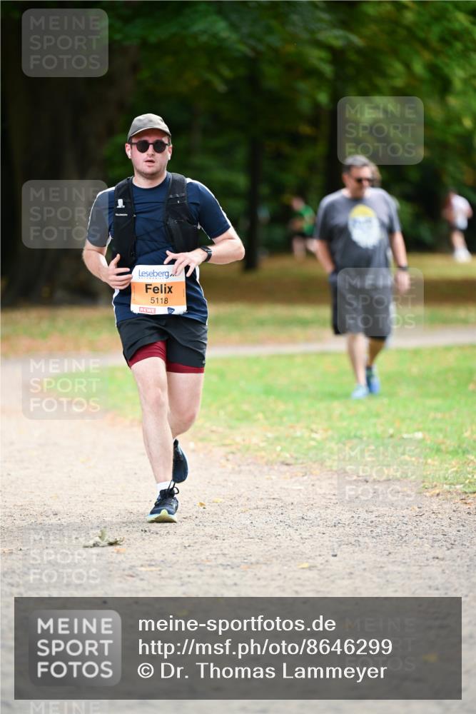 31.08.2025 - 21. Blankeneser Heldenlauf Dr. Thomas Lammeyer http://msf.ph/oto/8646299 31.08.2025 11:18:23 Laufen 5118 meine-sportfotos.de