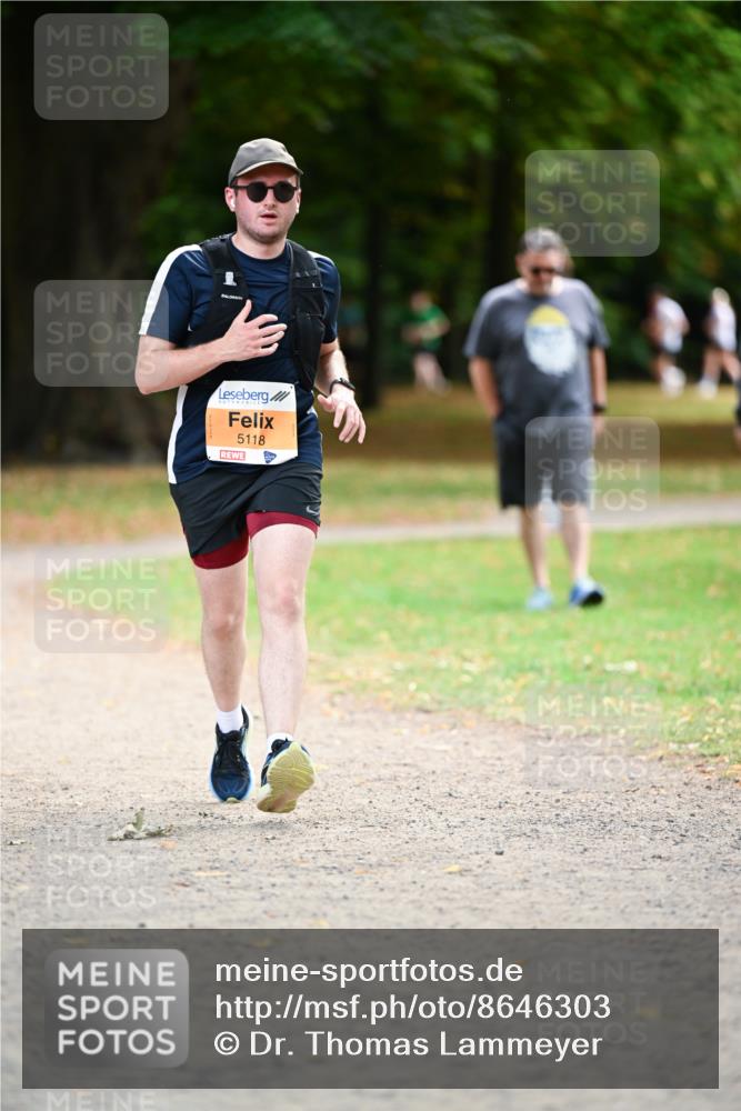 31.08.2025 - 21. Blankeneser Heldenlauf Dr. Thomas Lammeyer http://msf.ph/oto/8646303 31.08.2025 11:18:24 Laufen 5118 meine-sportfotos.de