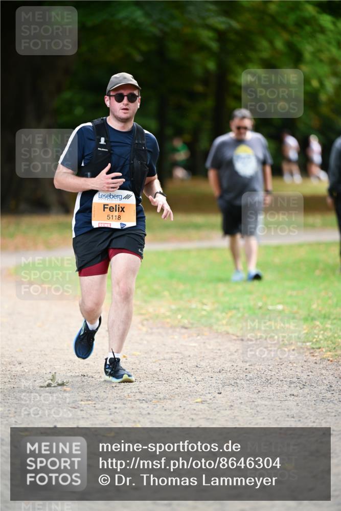 31.08.2025 - 21. Blankeneser Heldenlauf Dr. Thomas Lammeyer http://msf.ph/oto/8646304 31.08.2025 11:18:24 Laufen 5118 meine-sportfotos.de