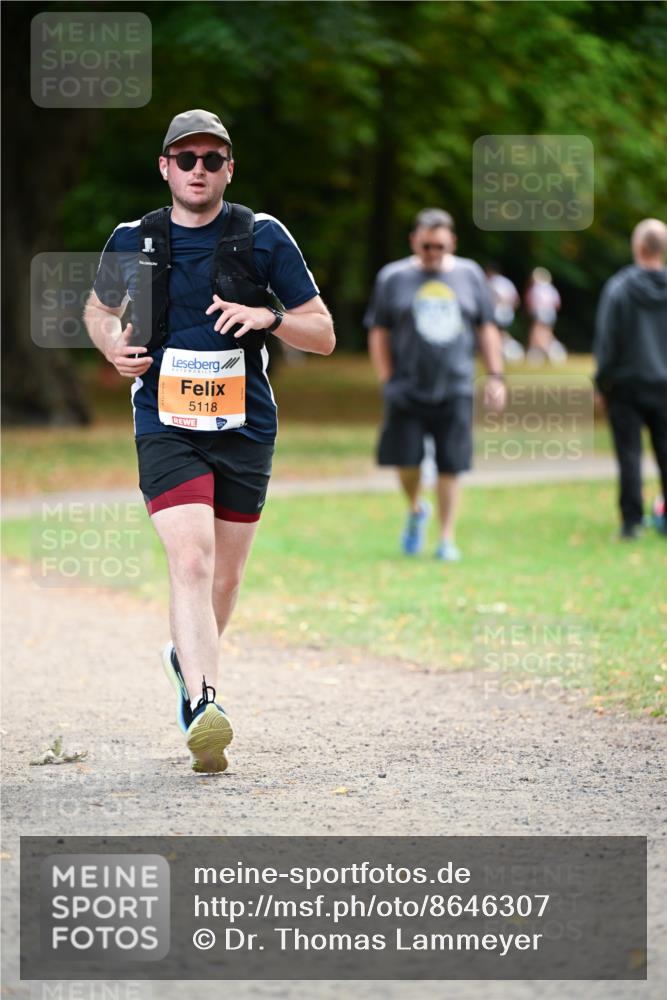 31.08.2025 - 21. Blankeneser Heldenlauf Dr. Thomas Lammeyer http://msf.ph/oto/8646307 31.08.2025 11:18:24 Laufen 5118 meine-sportfotos.de