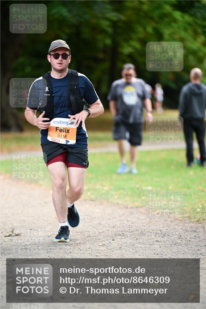 31.08.2025 - 21. Blankeneser Heldenlauf Dr. Thomas Lammeyer http://msf.ph/oto/8646309 31.08.2025 11:18:24 Laufen 5118 meine-sportfotos.de
