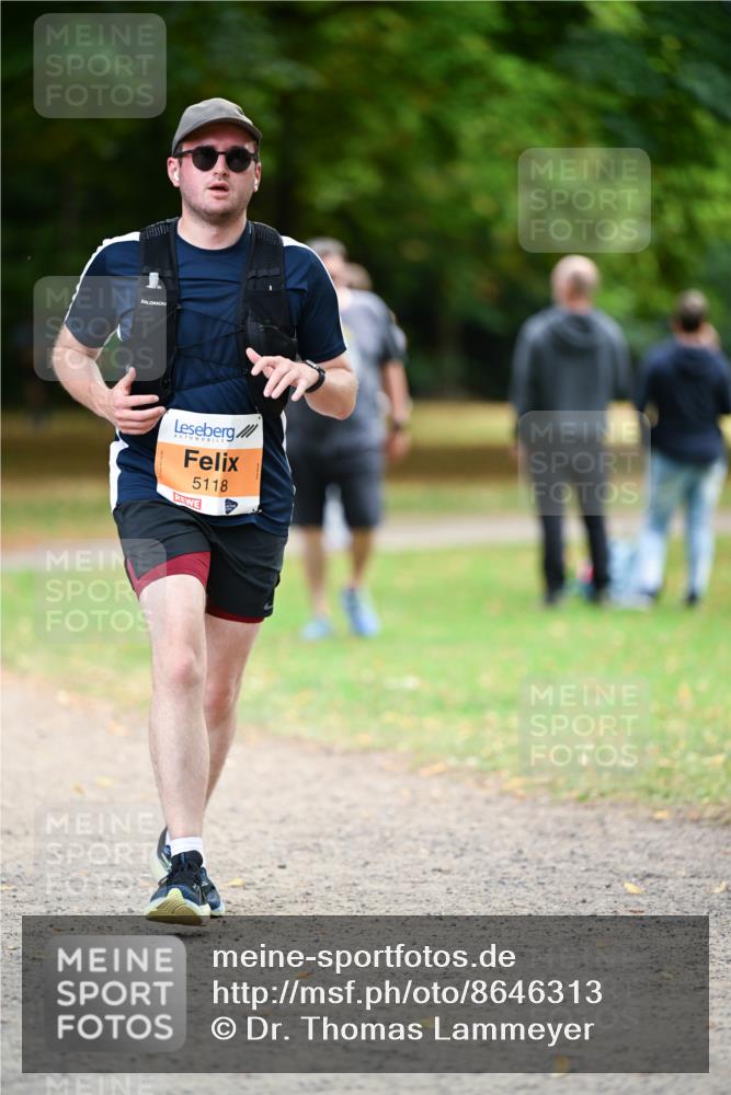 31.08.2025 - 21. Blankeneser Heldenlauf Dr. Thomas Lammeyer http://msf.ph/oto/8646313 31.08.2025 11:18:25 Laufen 5118 meine-sportfotos.de