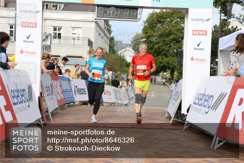 31.08.2025 - 21. Blankeneser Heldenlauf Strokosch-Dieckow http://msf.ph/oto/8646326 31.08.2025 09:53:06 Ziel 1061, 1133, 1163 meine-sportfotos.de