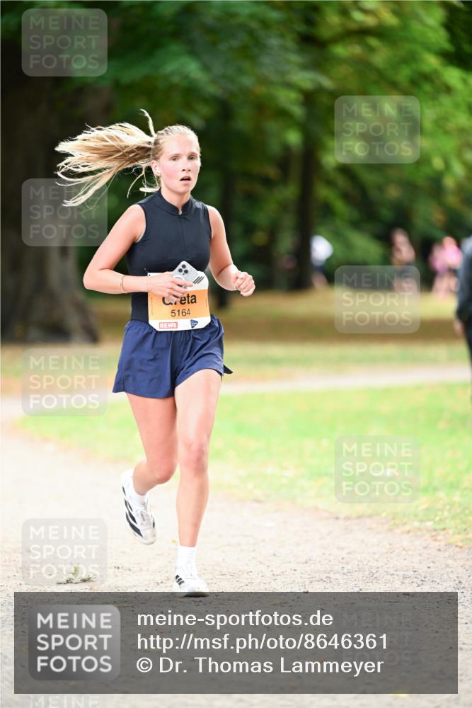 31.08.2025 - 21. Blankeneser Heldenlauf Dr. Thomas Lammeyer http://msf.ph/oto/8646361 31.08.2025 11:18:31 Laufen 5164 meine-sportfotos.de