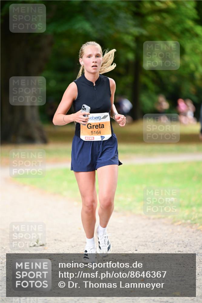 31.08.2025 - 21. Blankeneser Heldenlauf Dr. Thomas Lammeyer http://msf.ph/oto/8646367 31.08.2025 11:18:31 Laufen 4, 5164 meine-sportfotos.de