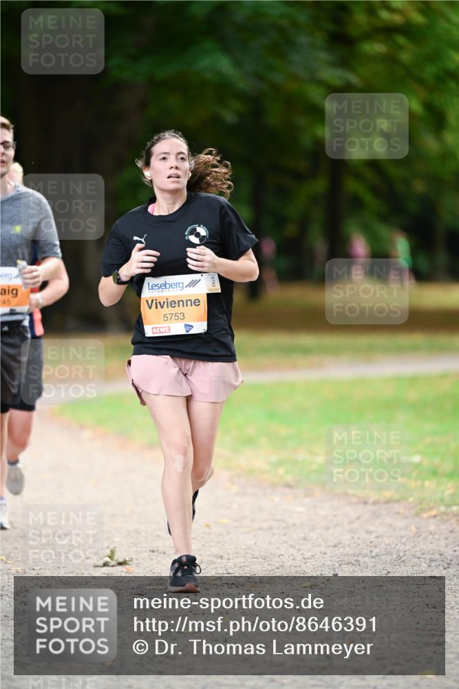 31.08.2025 - 21. Blankeneser Heldenlauf Dr. Thomas Lammeyer http://msf.ph/oto/8646391 31.08.2025 11:18:34 Laufen 5753 meine-sportfotos.de