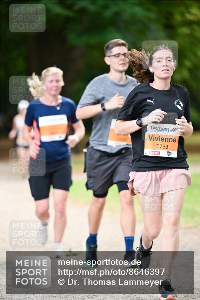 31.08.2025 - 21. Blankeneser Heldenlauf Dr. Thomas Lammeyer http://msf.ph/oto/8646397 31.08.2025 11:18:35 Laufen 5753 meine-sportfotos.de
