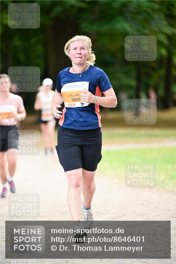 31.08.2025 - 21. Blankeneser Heldenlauf Dr. Thomas Lammeyer http://msf.ph/oto/8646401 31.08.2025 11:18:36 Laufen 5839 meine-sportfotos.de