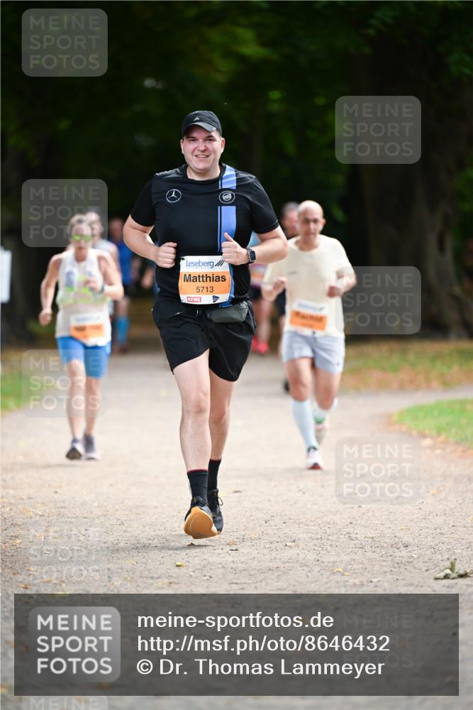 31.08.2025 - 21. Blankeneser Heldenlauf Dr. Thomas Lammeyer http://msf.ph/oto/8646432 31.08.2025 11:18:40 Laufen 5713 meine-sportfotos.de