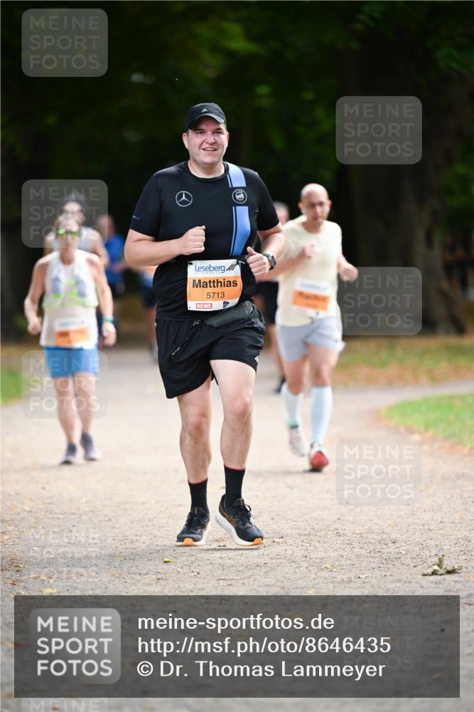 31.08.2025 - 21. Blankeneser Heldenlauf Dr. Thomas Lammeyer http://msf.ph/oto/8646435 31.08.2025 11:18:41 Laufen 5713 meine-sportfotos.de