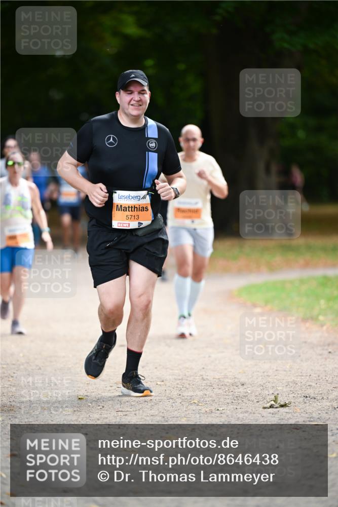 31.08.2025 - 21. Blankeneser Heldenlauf Dr. Thomas Lammeyer http://msf.ph/oto/8646438 31.08.2025 11:18:41 Laufen 5713 meine-sportfotos.de