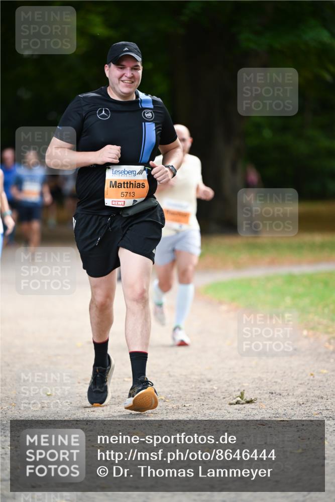31.08.2025 - 21. Blankeneser Heldenlauf Dr. Thomas Lammeyer http://msf.ph/oto/8646444 31.08.2025 11:18:42 Laufen 5713 meine-sportfotos.de