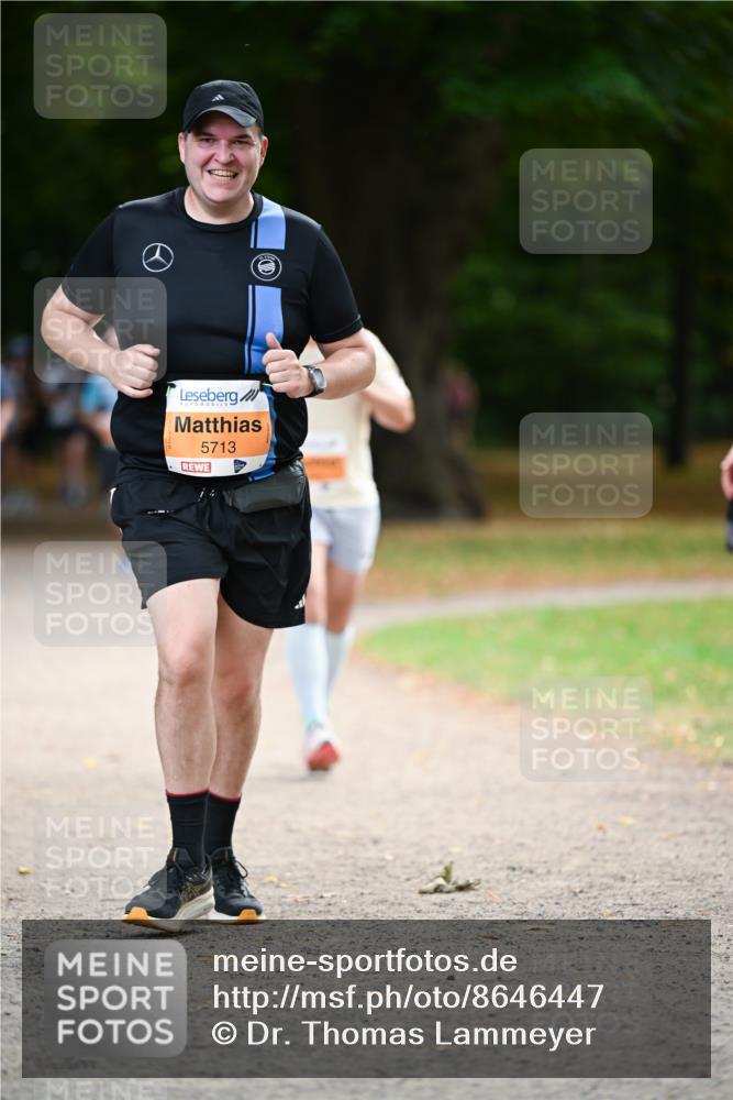 31.08.2025 - 21. Blankeneser Heldenlauf Dr. Thomas Lammeyer http://msf.ph/oto/8646447 31.08.2025 11:18:42 Laufen 5713 meine-sportfotos.de