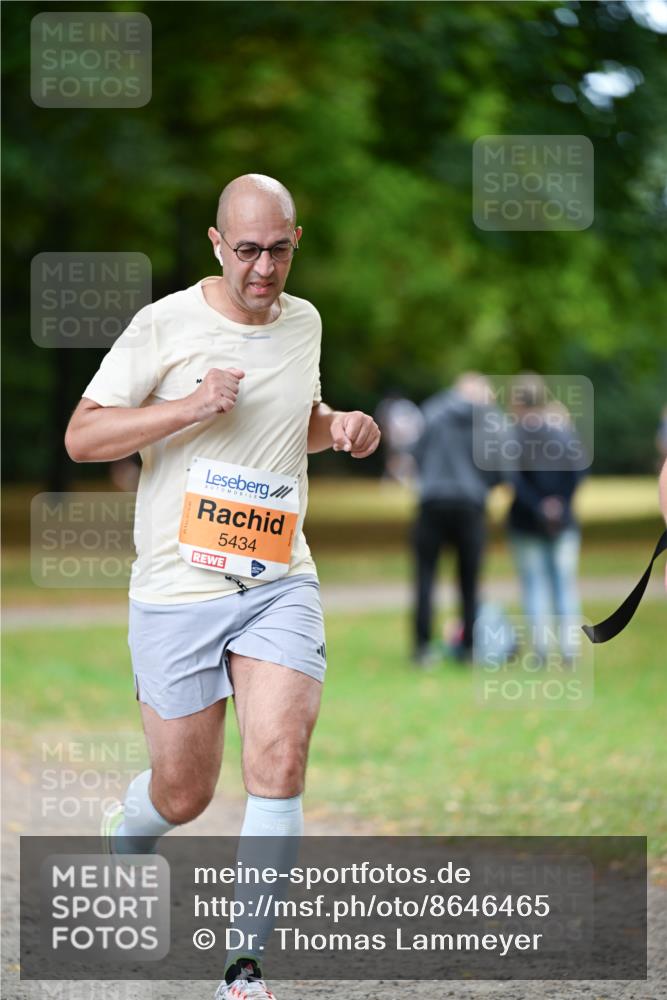 31.08.2025 - 21. Blankeneser Heldenlauf Dr. Thomas Lammeyer http://msf.ph/oto/8646465 31.08.2025 11:18:45 Laufen 5434 meine-sportfotos.de