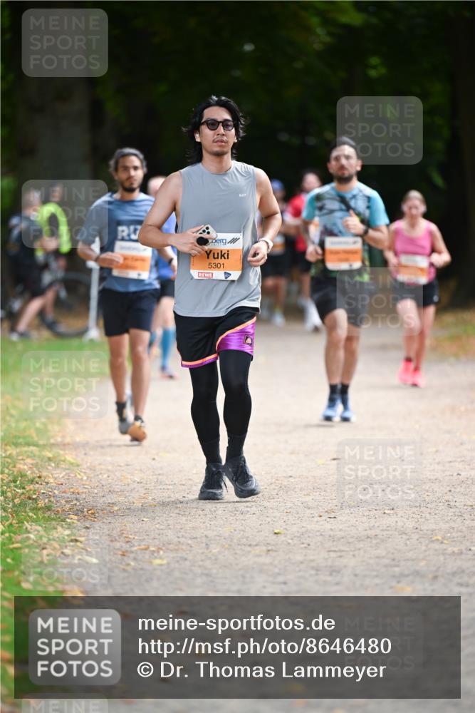 31.08.2025 - 21. Blankeneser Heldenlauf Dr. Thomas Lammeyer http://msf.ph/oto/8646480 31.08.2025 11:18:48 Laufen 5301 meine-sportfotos.de