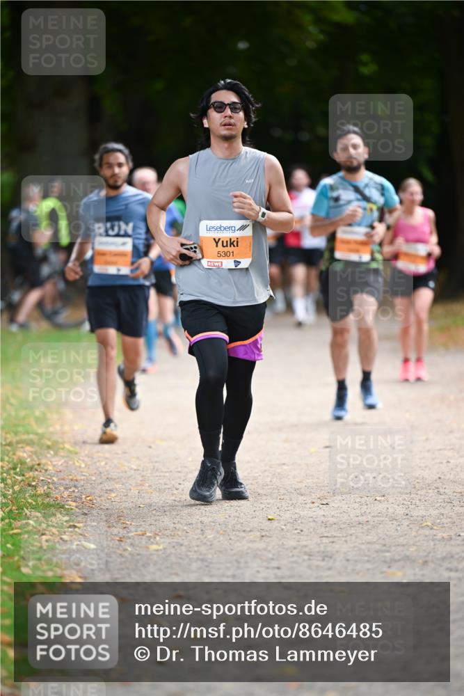 31.08.2025 - 21. Blankeneser Heldenlauf Dr. Thomas Lammeyer http://msf.ph/oto/8646485 31.08.2025 11:18:48 Laufen 5301 meine-sportfotos.de