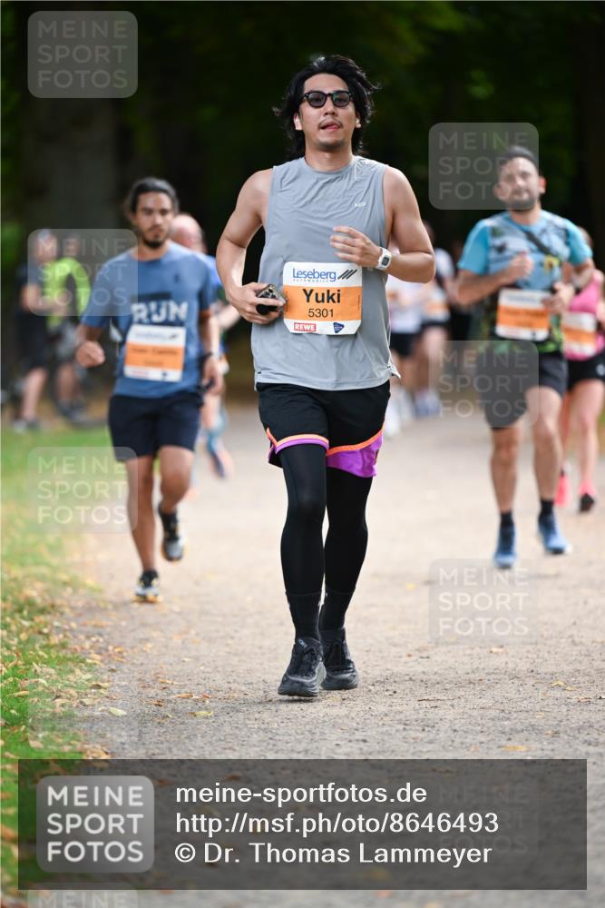 31.08.2025 - 21. Blankeneser Heldenlauf Dr. Thomas Lammeyer http://msf.ph/oto/8646493 31.08.2025 11:18:49 Laufen 5301 meine-sportfotos.de