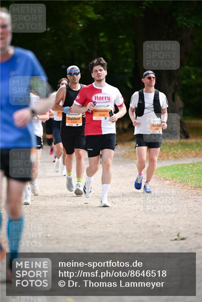 31.08.2025 - 21. Blankeneser Heldenlauf Dr. Thomas Lammeyer http://msf.ph/oto/8646518 31.08.2025 11:18:58 Laufen 5722, 5630, 5326 meine-sportfotos.de
