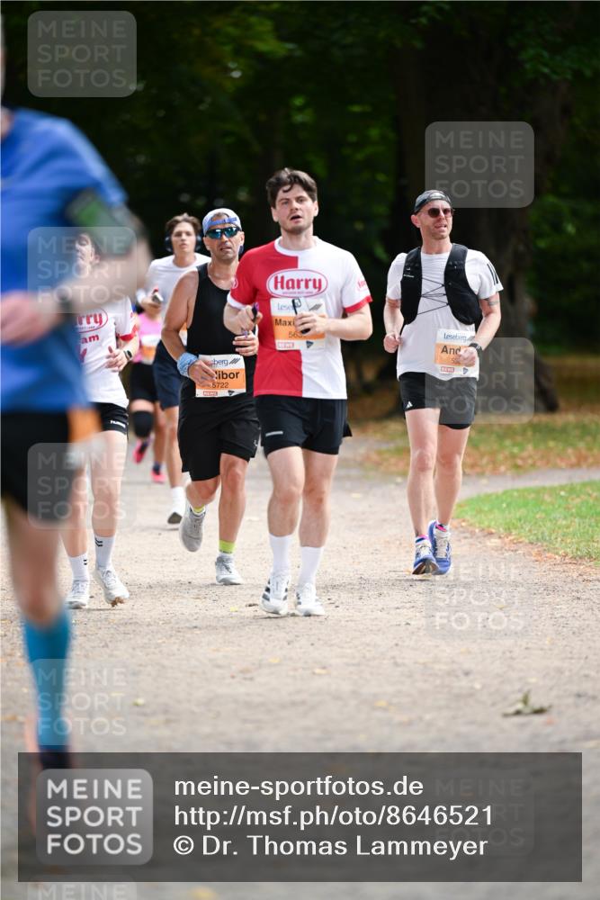 31.08.2025 - 21. Blankeneser Heldenlauf Dr. Thomas Lammeyer http://msf.ph/oto/8646521 31.08.2025 11:18:58 Laufen 5722, 563, 5323 meine-sportfotos.de