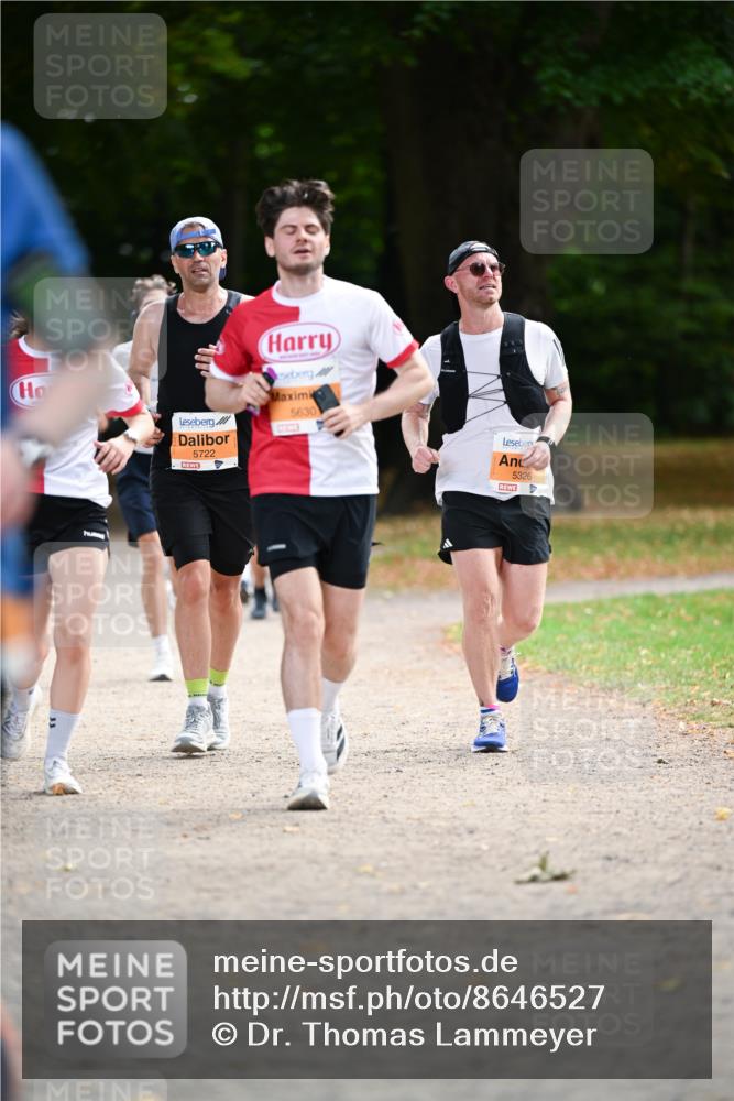 31.08.2025 - 21. Blankeneser Heldenlauf Dr. Thomas Lammeyer http://msf.ph/oto/8646527 31.08.2025 11:18:59 Laufen 5722, 5630, 5326 meine-sportfotos.de