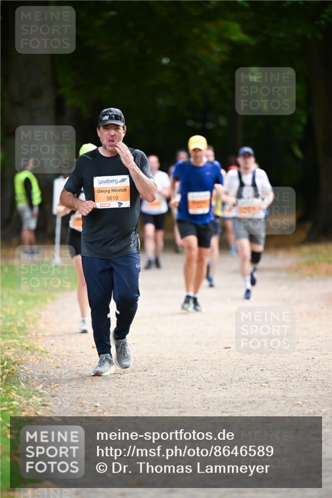 31.08.2025 - 21. Blankeneser Heldenlauf Dr. Thomas Lammeyer http://msf.ph/oto/8646589 31.08.2025 11:19:14 Laufen 5610 meine-sportfotos.de