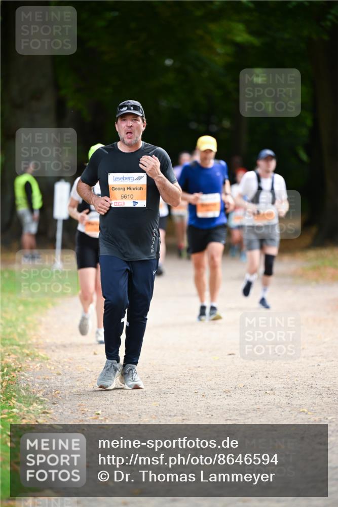 31.08.2025 - 21. Blankeneser Heldenlauf Dr. Thomas Lammeyer http://msf.ph/oto/8646594 31.08.2025 11:19:14 Laufen 5610 meine-sportfotos.de