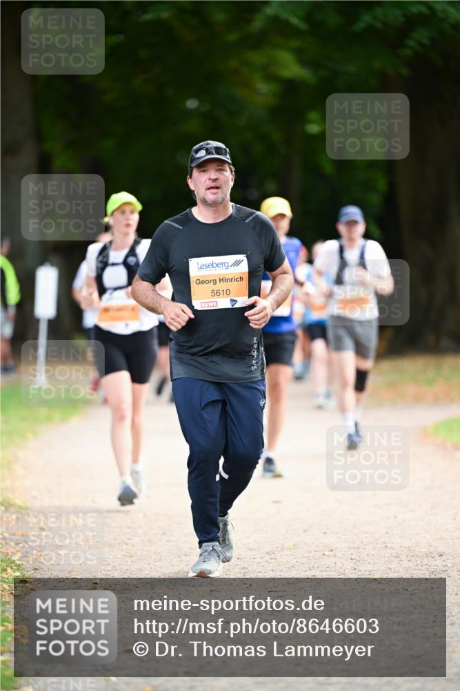 31.08.2025 - 21. Blankeneser Heldenlauf Dr. Thomas Lammeyer http://msf.ph/oto/8646603 31.08.2025 11:19:15 Laufen 5610 meine-sportfotos.de