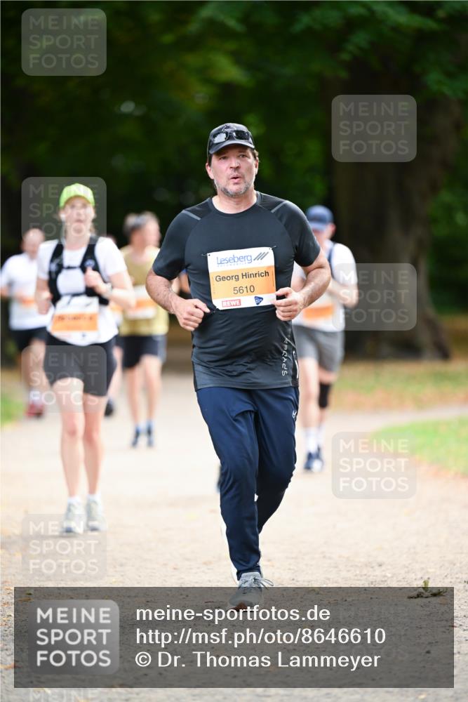 31.08.2025 - 21. Blankeneser Heldenlauf Dr. Thomas Lammeyer http://msf.ph/oto/8646610 31.08.2025 11:19:16 Laufen 5610 meine-sportfotos.de