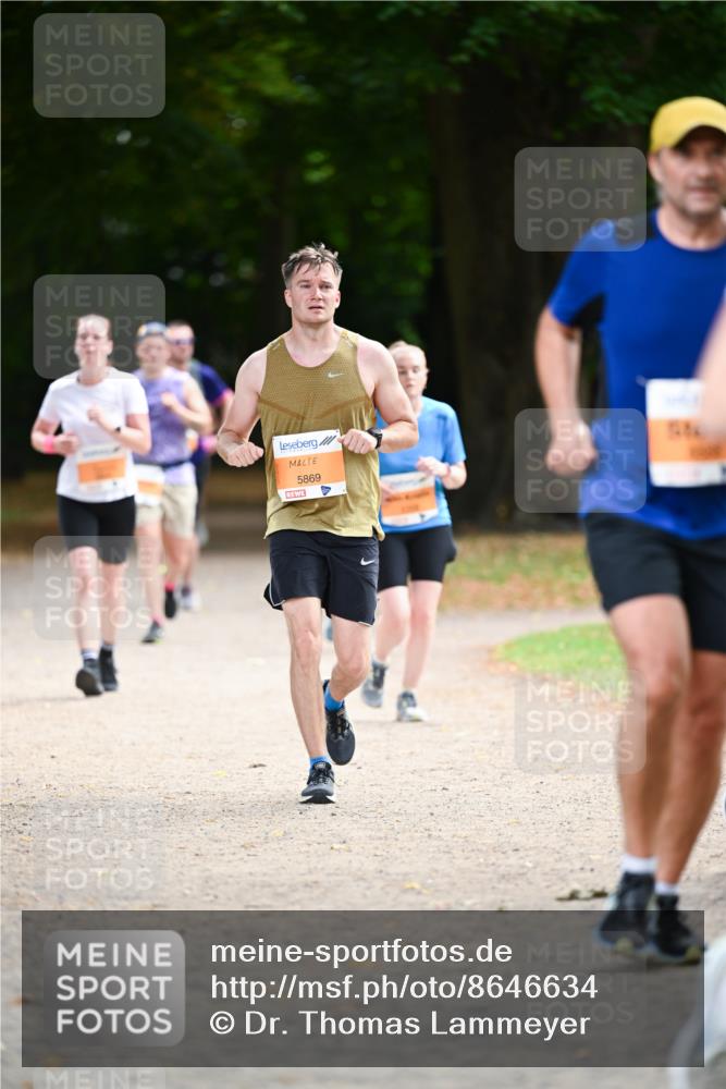 31.08.2025 - 21. Blankeneser Heldenlauf Dr. Thomas Lammeyer http://msf.ph/oto/8646634 31.08.2025 11:19:20 Laufen 5869 meine-sportfotos.de