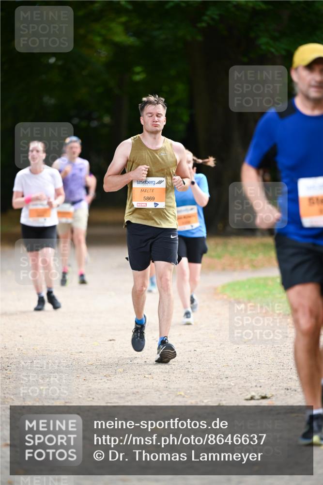 31.08.2025 - 21. Blankeneser Heldenlauf Dr. Thomas Lammeyer http://msf.ph/oto/8646637 31.08.2025 11:19:20 Laufen 5869 meine-sportfotos.de
