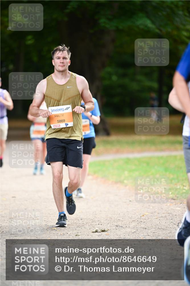 31.08.2025 - 21. Blankeneser Heldenlauf Dr. Thomas Lammeyer http://msf.ph/oto/8646649 31.08.2025 11:19:22 Laufen 5869 meine-sportfotos.de