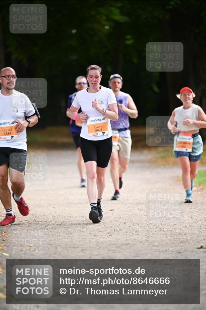 31.08.2025 - 21. Blankeneser Heldenlauf Dr. Thomas Lammeyer http://msf.ph/oto/8646666 31.08.2025 11:19:24 Laufen 5824, 5825 meine-sportfotos.de