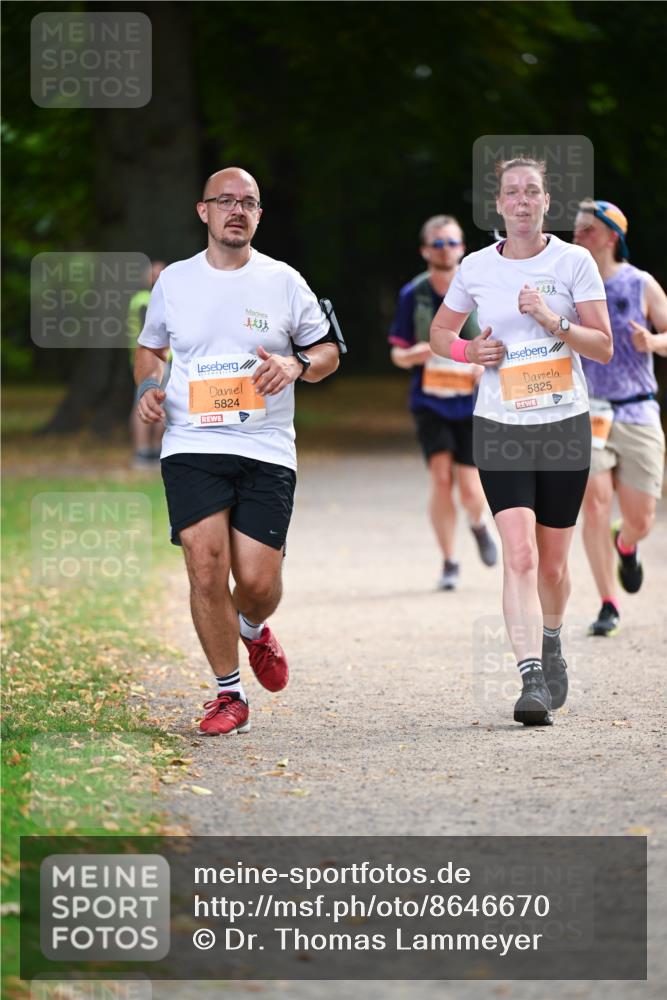 31.08.2025 - 21. Blankeneser Heldenlauf Dr. Thomas Lammeyer http://msf.ph/oto/8646670 31.08.2025 11:19:25 Laufen 5824, 5825 meine-sportfotos.de