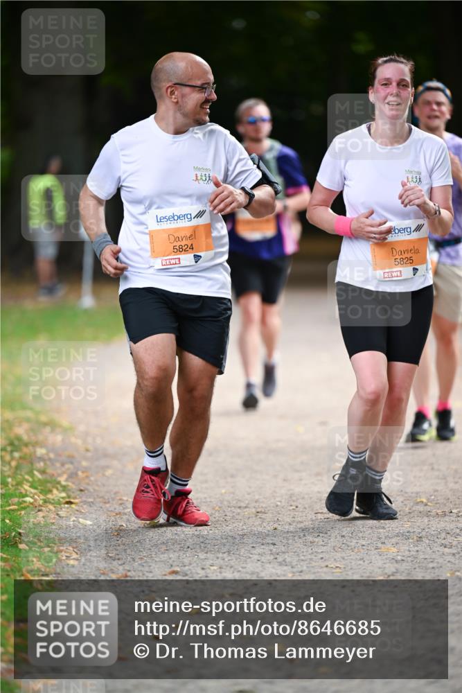 31.08.2025 - 21. Blankeneser Heldenlauf Dr. Thomas Lammeyer http://msf.ph/oto/8646685 31.08.2025 11:19:26 Laufen 5824, 5825 meine-sportfotos.de