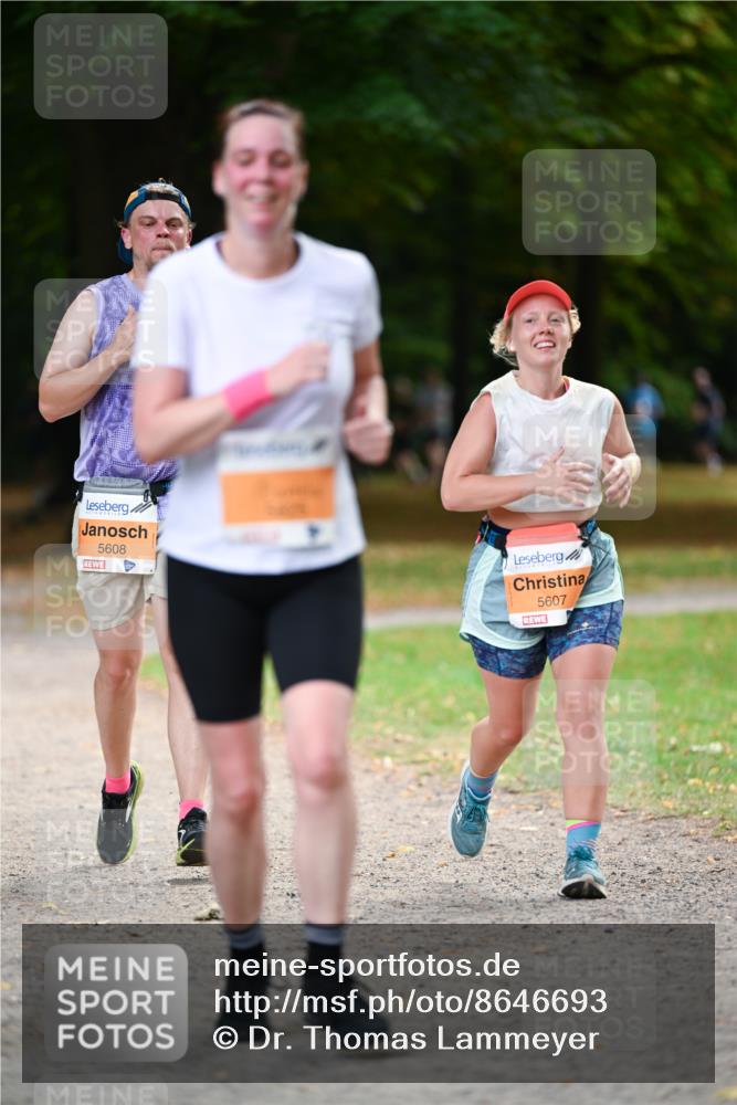 31.08.2025 - 21. Blankeneser Heldenlauf Dr. Thomas Lammeyer http://msf.ph/oto/8646693 31.08.2025 11:19:27 Laufen 5608, 5607 meine-sportfotos.de