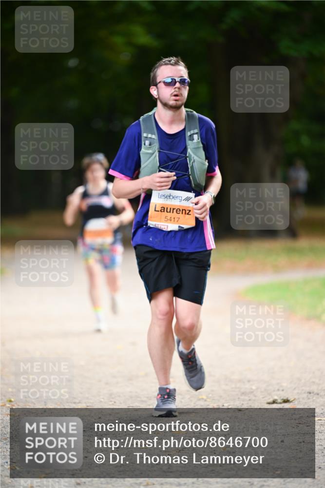 31.08.2025 - 21. Blankeneser Heldenlauf Dr. Thomas Lammeyer http://msf.ph/oto/8646700 31.08.2025 11:19:30 Laufen 5417 meine-sportfotos.de