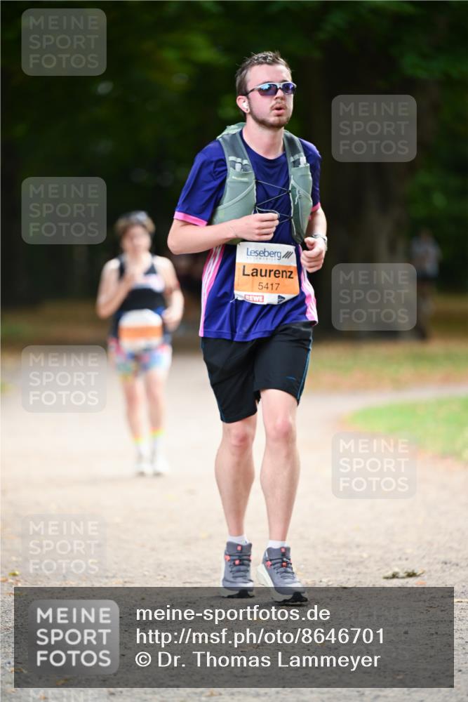 31.08.2025 - 21. Blankeneser Heldenlauf Dr. Thomas Lammeyer http://msf.ph/oto/8646701 31.08.2025 11:19:30 Laufen 5417 meine-sportfotos.de
